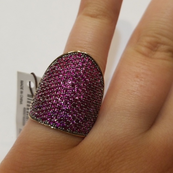 henri bendel Jewelry - Henri Bendel Pink Gem Ring